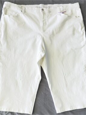 Gloria Vanderbilt Amanda Capri Jeans
